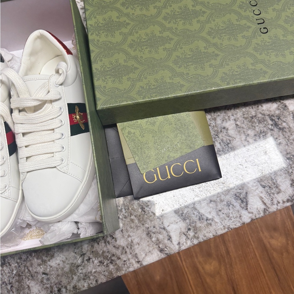Gucci White Sneakers with Red and Green Accents-New, never worn - Picture 3 of 6